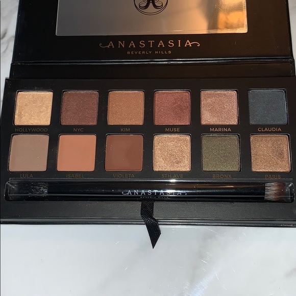 ABH Master Palette by Mario Authentic In Box - Picture 7 of 16